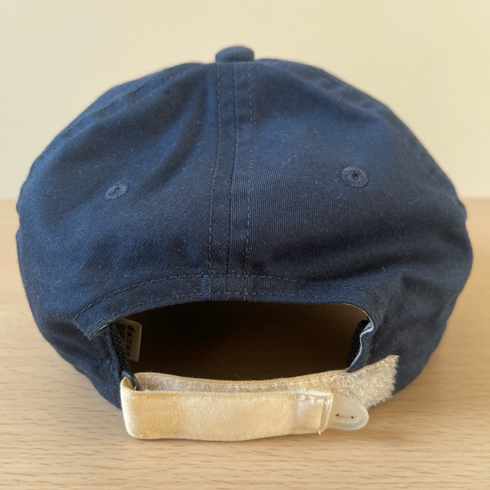 Nike cap - Picture 2 of 3